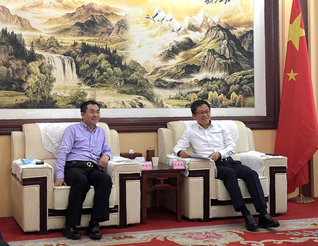 yp街机总裁乔德卫造访朔州市长熊燕斌