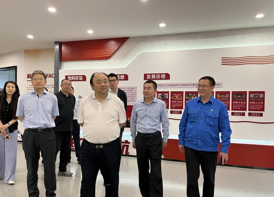 北京国资公司党委书记、董事长岳鹏调研yp街机海宁扩建项目